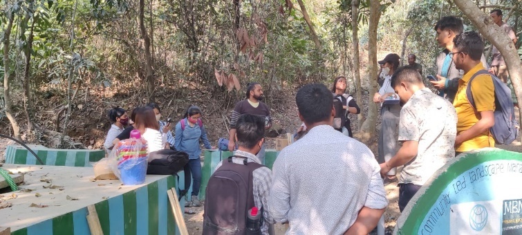 D:\CLLMP Database 2021\FEB 2021\20. TRAINING ON NRM by PSI and PRASARI and Bah James 22nd till 27th Feb 2021\DAY 22nd Feb\DAY 22nd Feb\Field at Aminda by batch 4\WhatsApp Image 2021-02-22 at 8.31.15 PM (1).jpeg